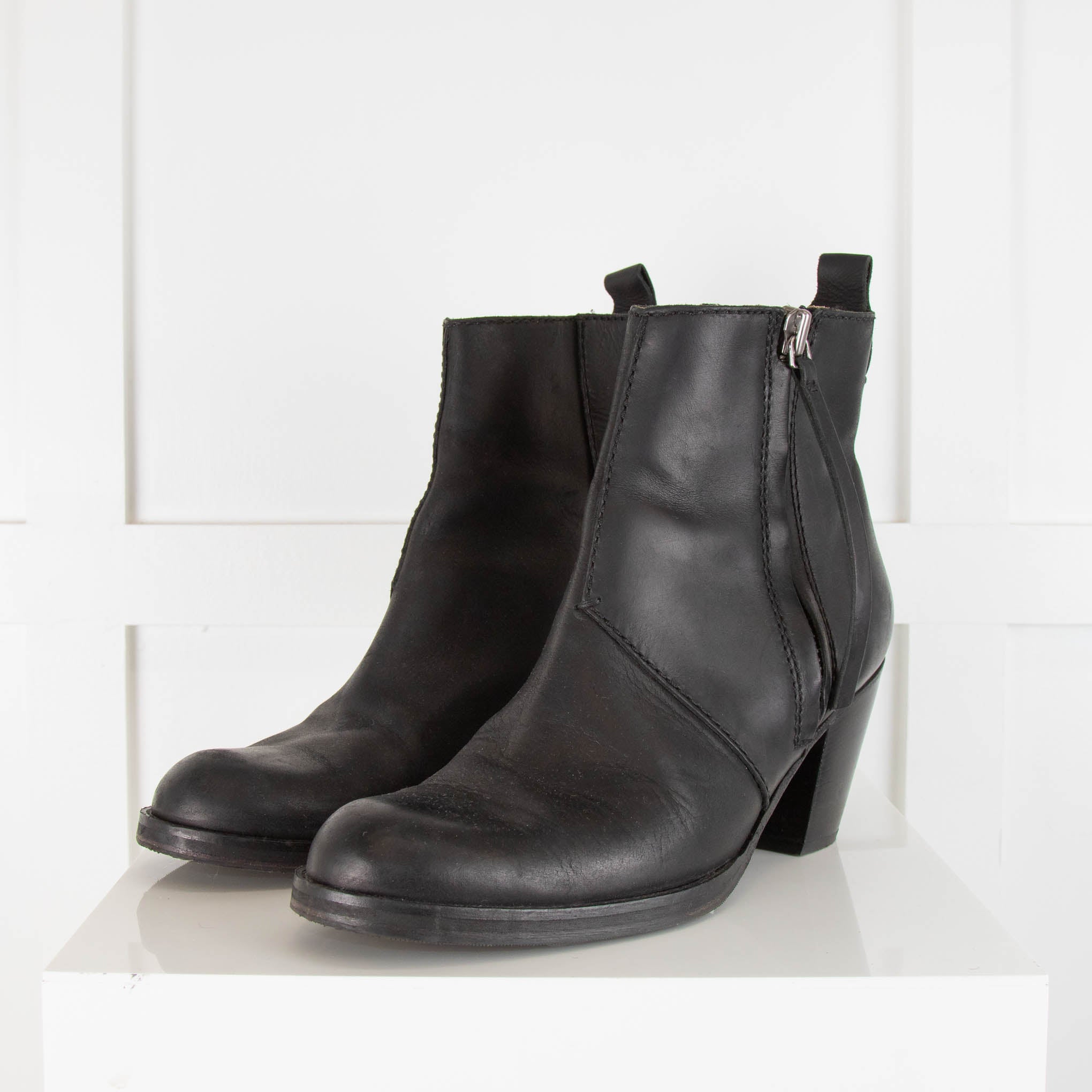 Acne Studios Black Leather Short Boots With Side Zip Phoenix Style