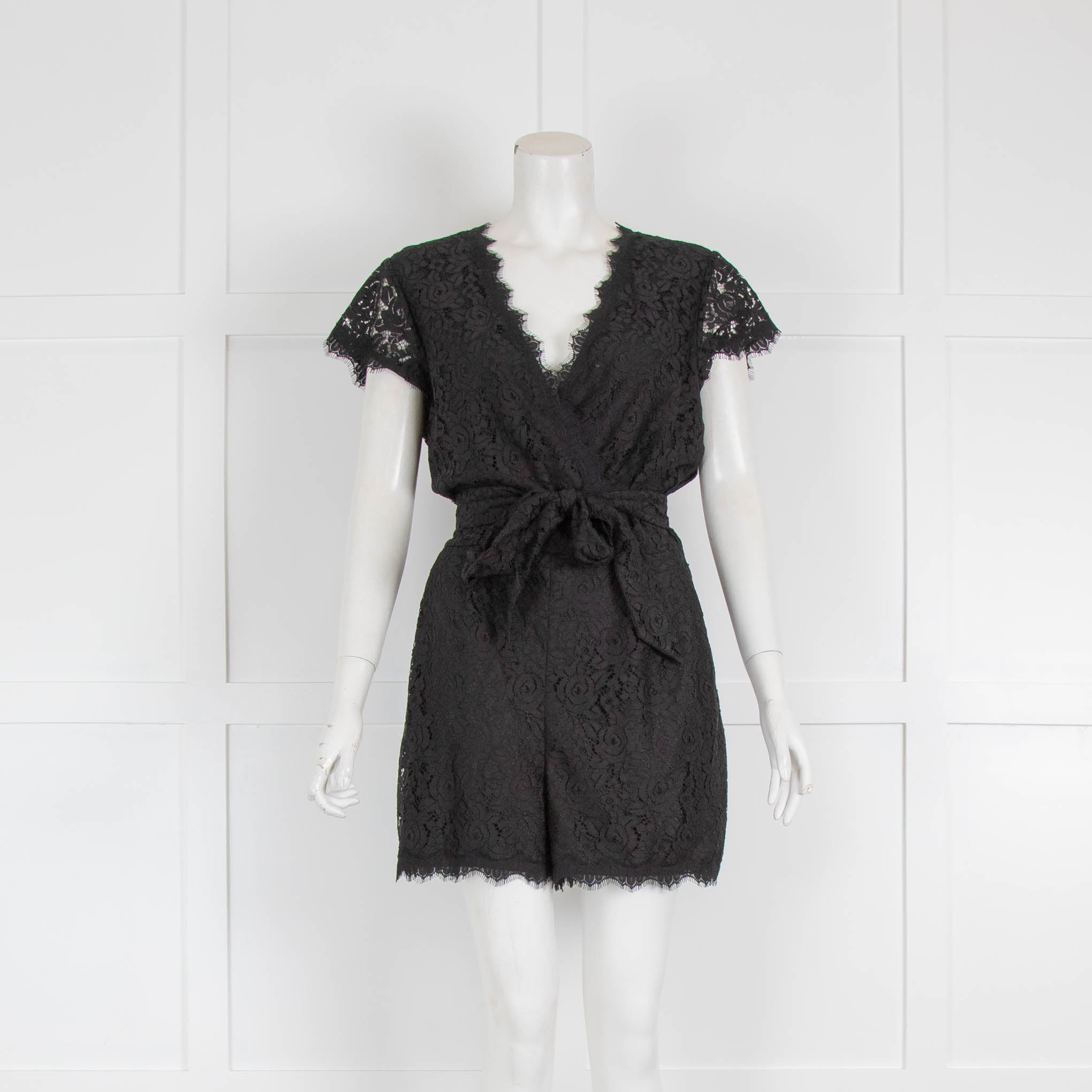 Diane von Furstenberg Black Lace Cap Sleeve Playsuit – Phoenix Style