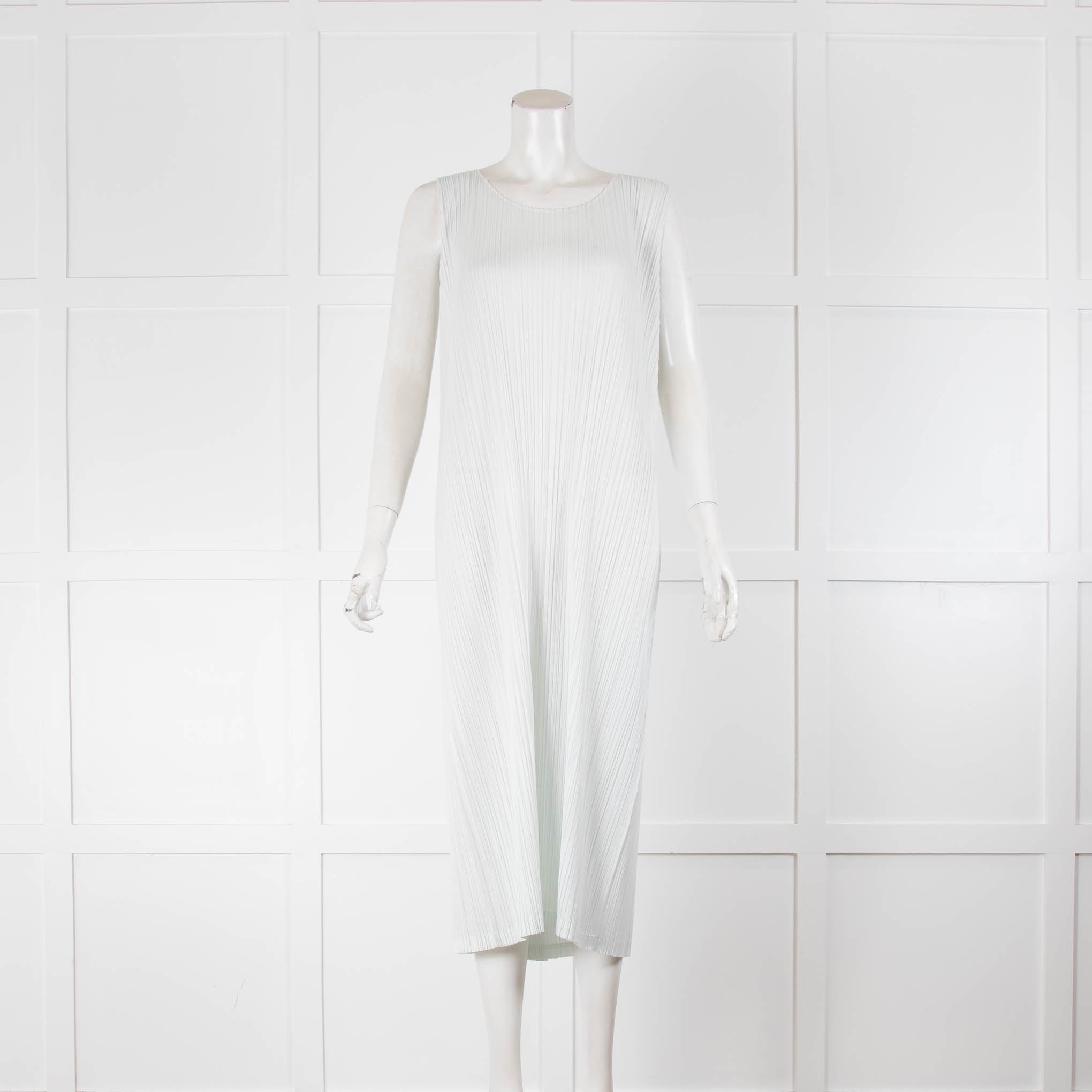 Pleats please white dress shop
