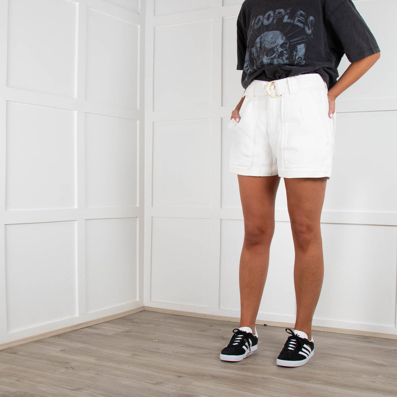 DL1961 White Marie Linen Shorts