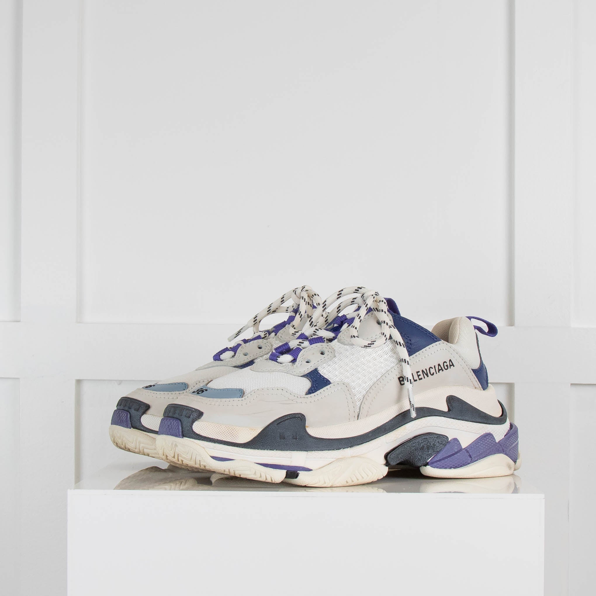 Balenciaga triple s blue hot sale white