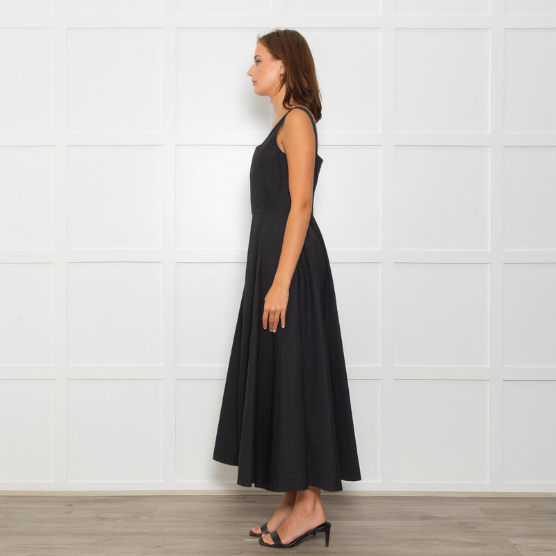 Sportmax Faida Black Square Scoop Neck Pleated Maxi Dress