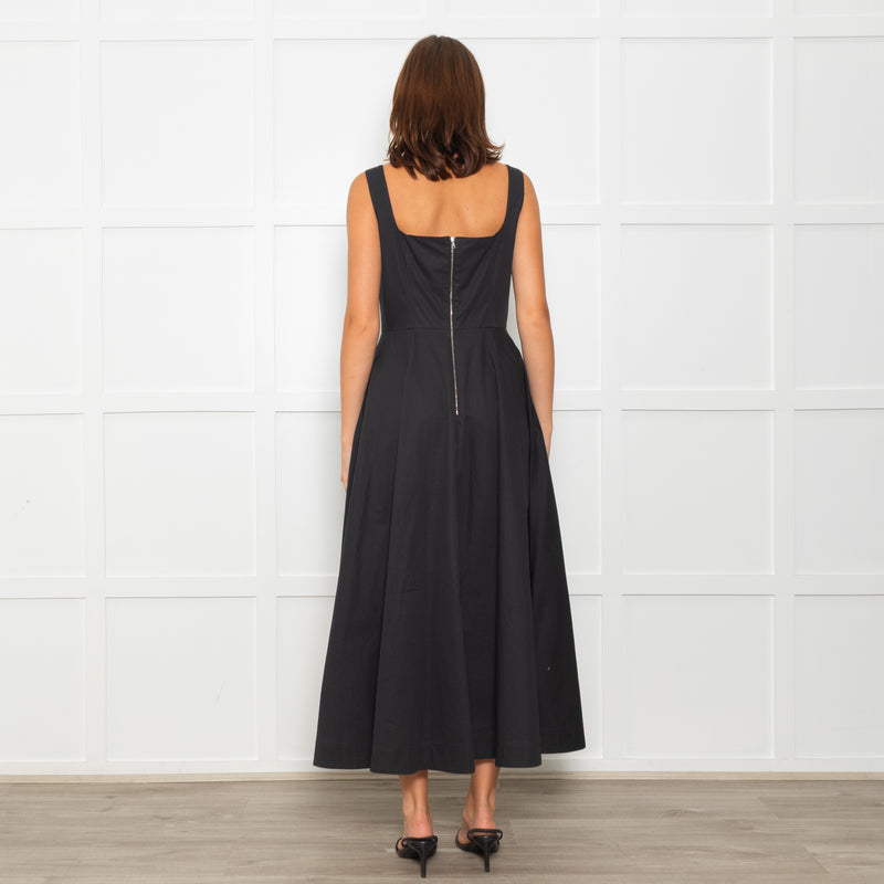 Sportmax Faida Black Square Scoop Neck Pleated Maxi Dress