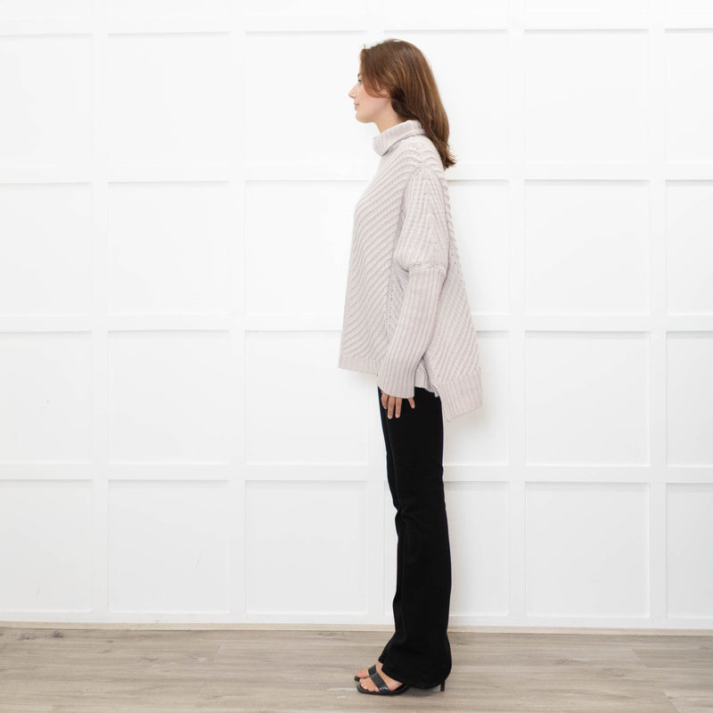 Podeny Putty Chunky Knit Polo Neck
