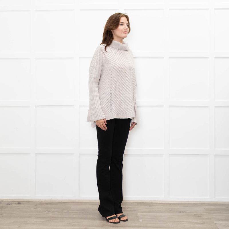 Podeny Putty Chunky Knit Polo Neck