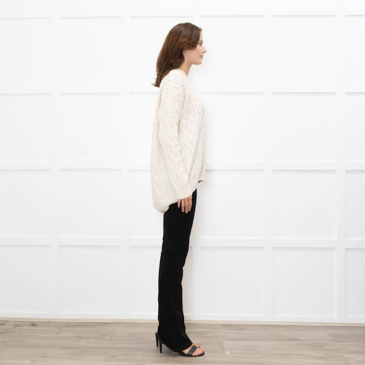 Podeny Cream Wool & Cashmere Mix Cable Knit Crew Neck Jumper