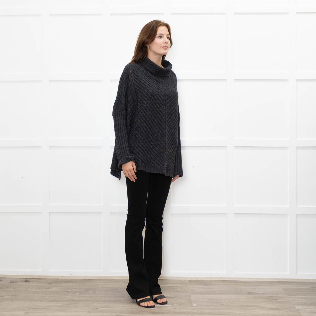 Podeny Dark Grey Chunky Knit Polo Neck