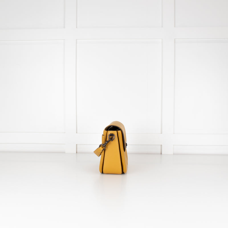 Coach Mustard Yellow Cassie 19 Bag