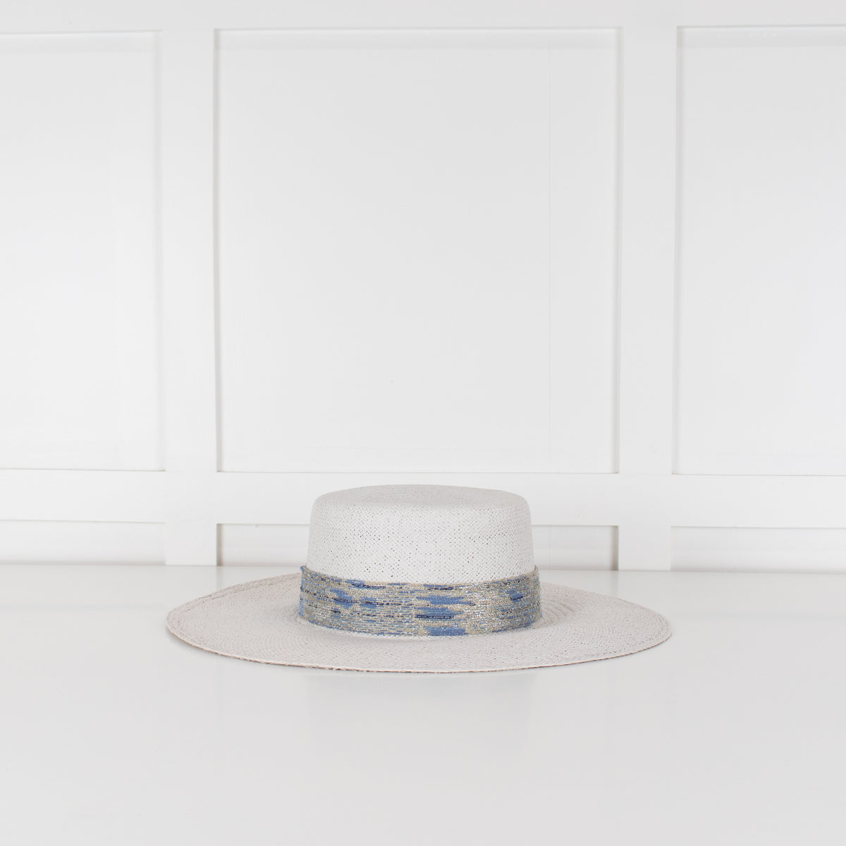 Pachacuti White Wide Brim Panama With Blue Silver Band
