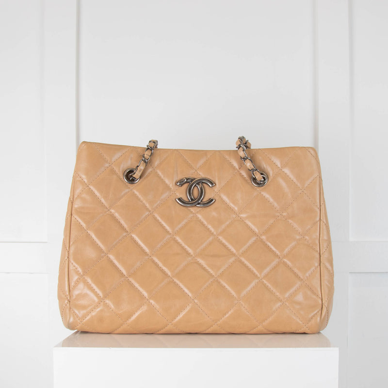 Chanel Beige Quilted Calfskin Ruthenium Hardware Tote Bag