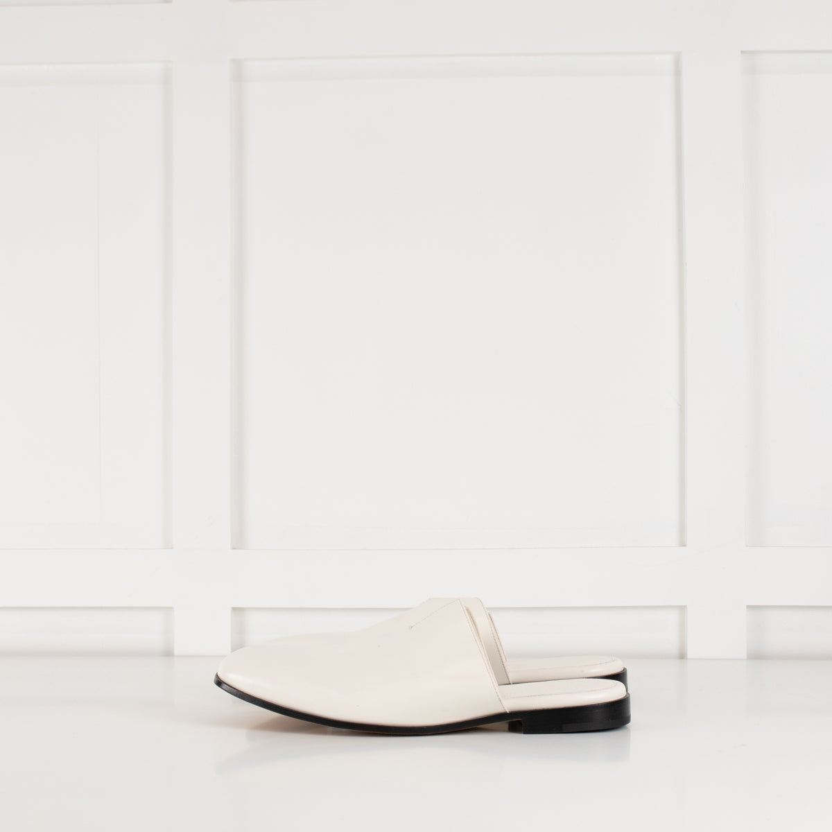 Bottega Veneta Roma White Leather Slippers
