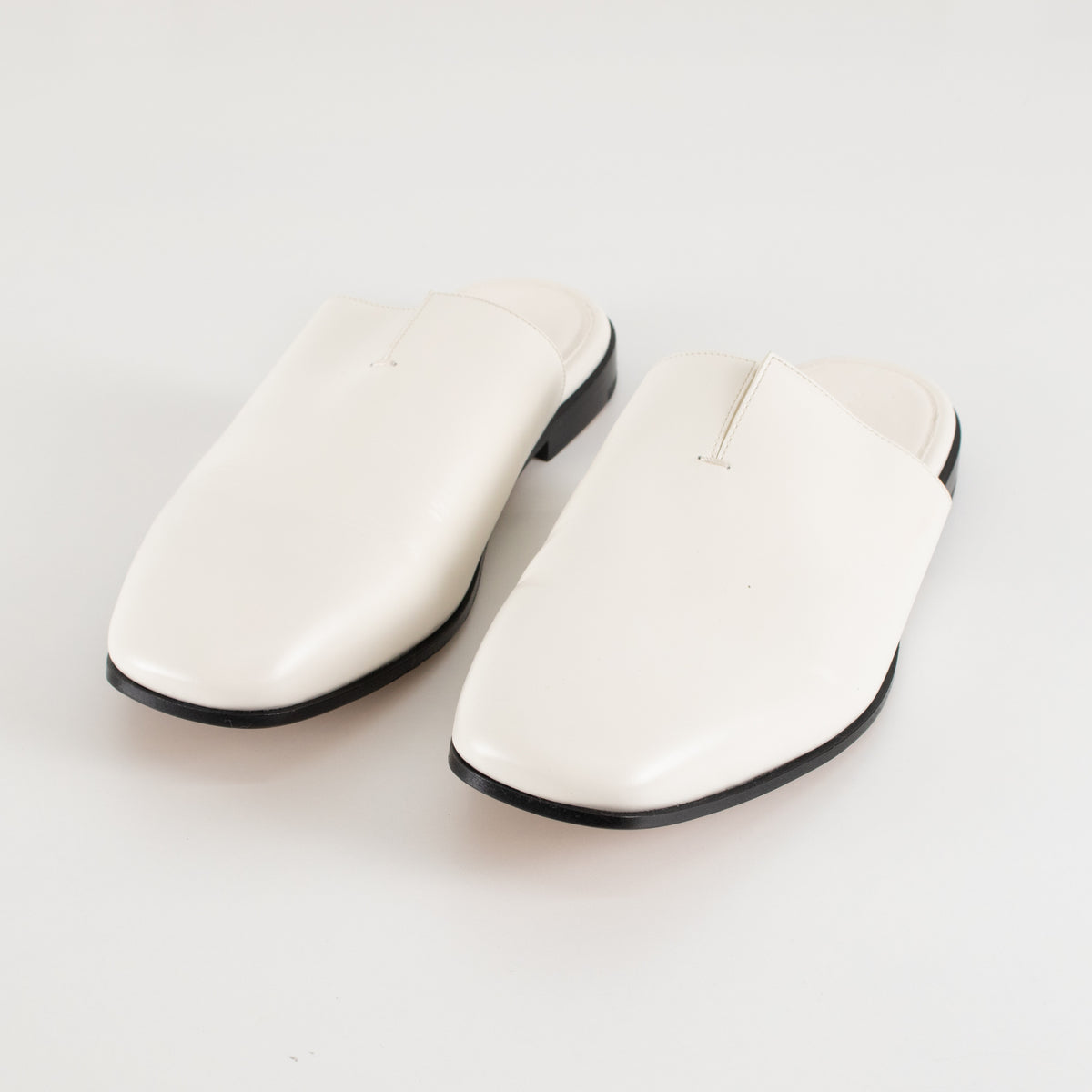 Bottega Veneta Roma White Leather Slippers