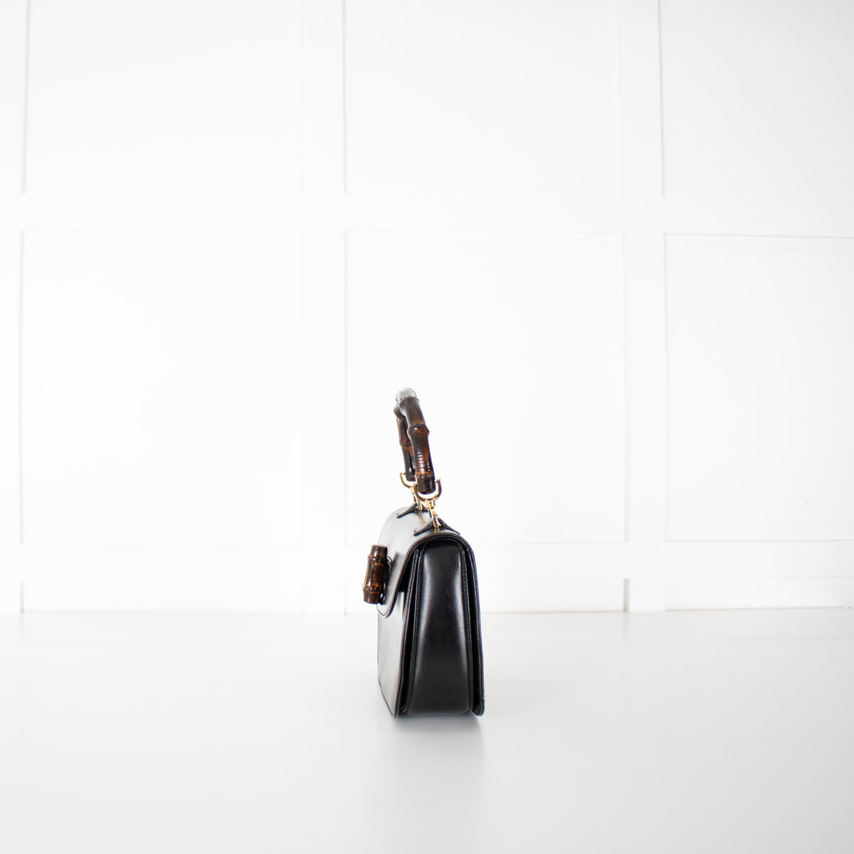 Gucci Black Leather Vintage Bamboo Handbag