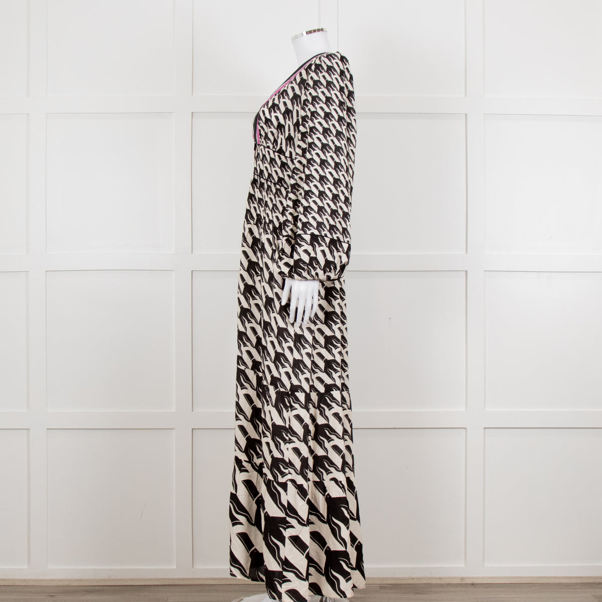 Farm Rio White Black Bird Print Maxi Dress