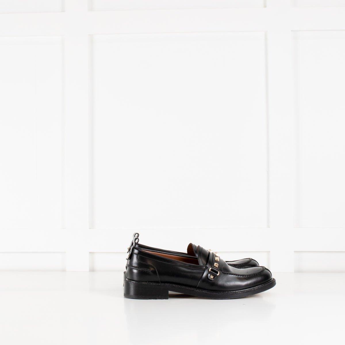 Valentino Garavani Black Rockstud Loafer