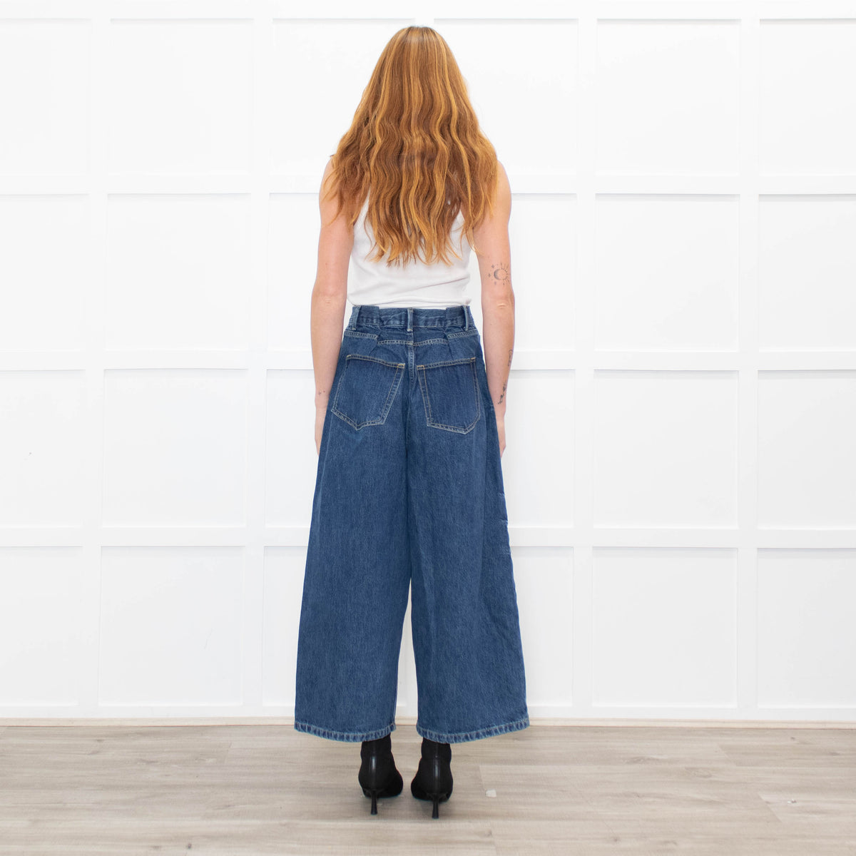Raey Blue Pleated Waist Cropped Jeans