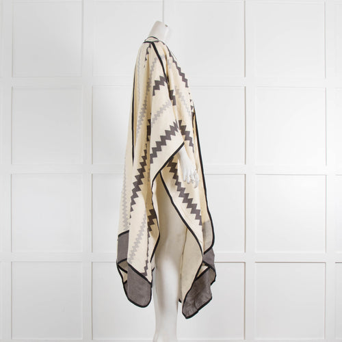 Vita Kin Cream Linen With A Grey Zig Zag Detail Wrap