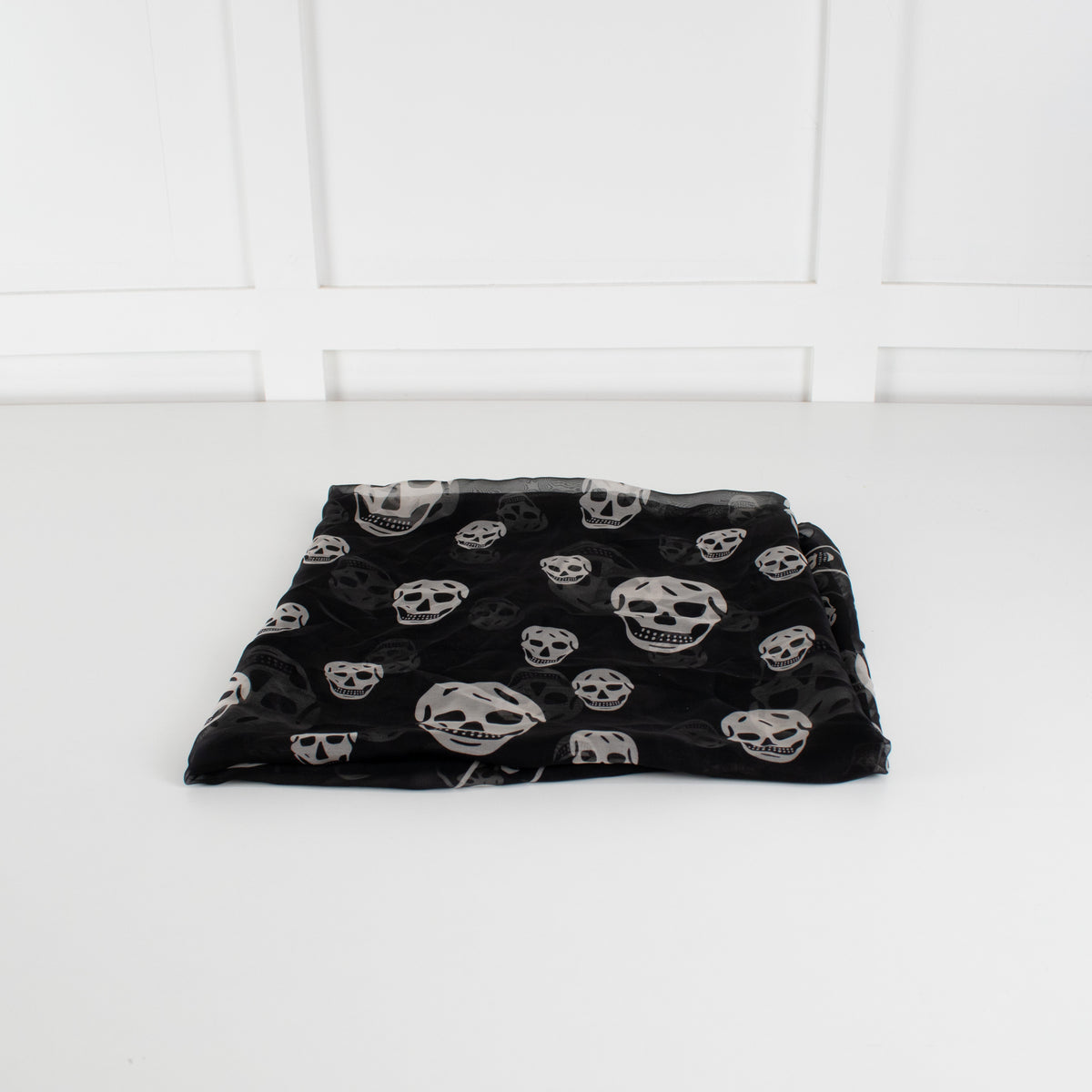Alexander McQueen Black and White Skull Print Scarf