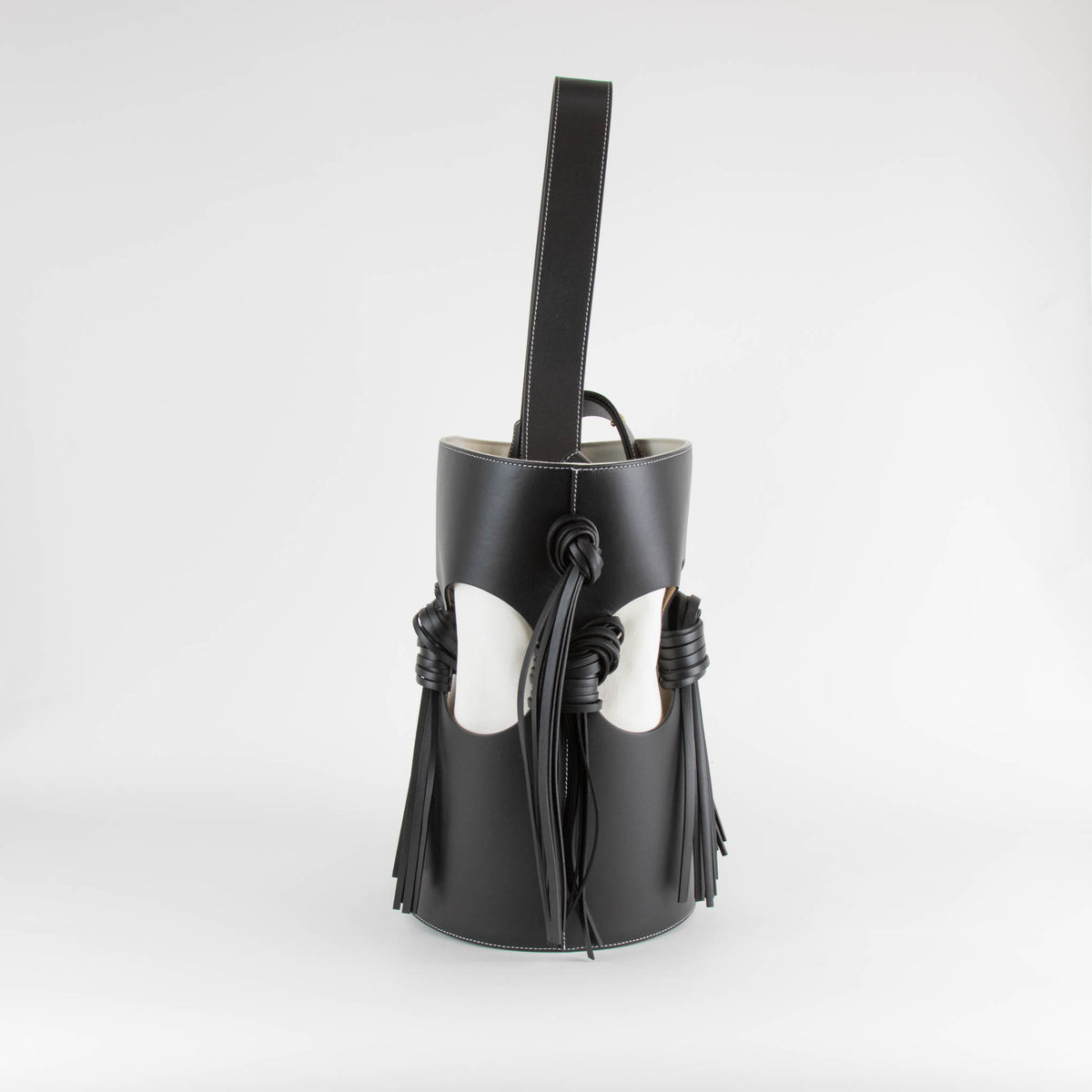 NEOUS Venus Bucket Bag With Contrast Stitching In Black