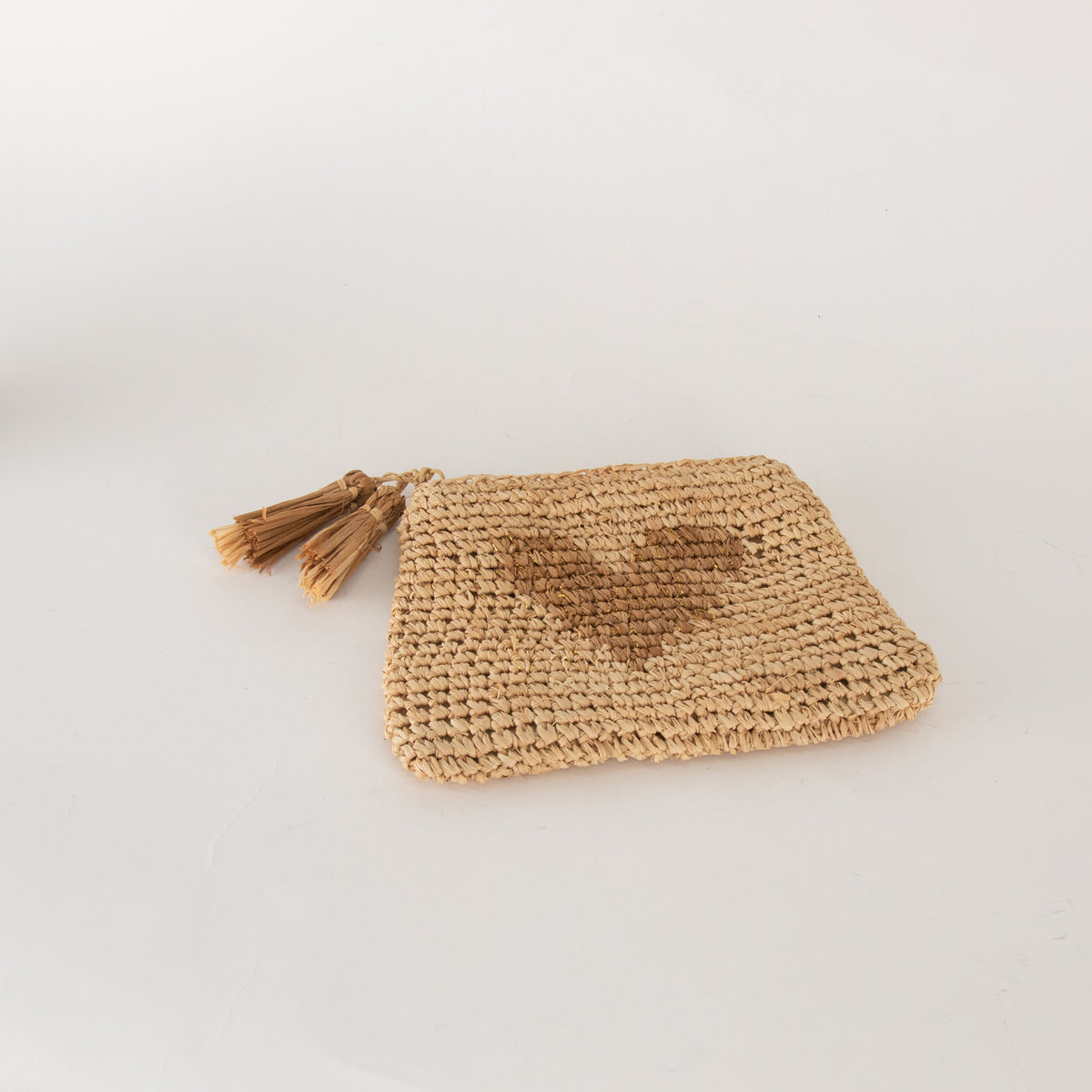 Aerin Small Heart Raffia Zip Pouch