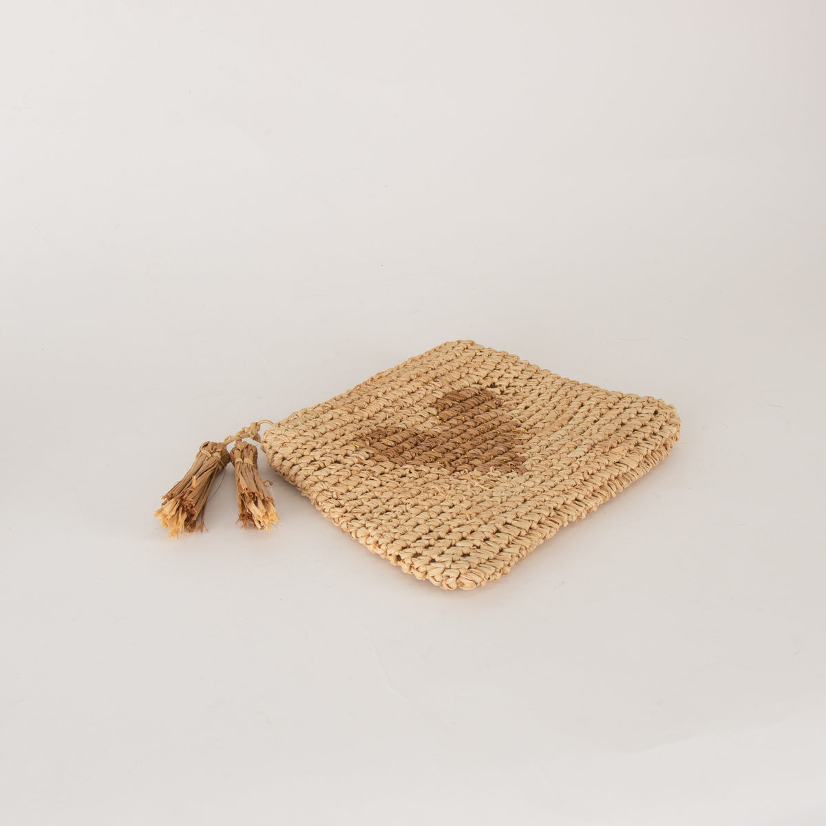 Aerin Small Heart Raffia Zip Pouch