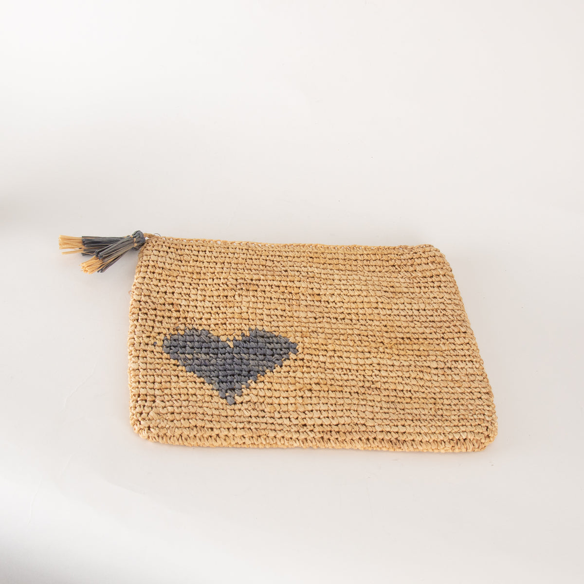 Aerin Large Blue Heart Raffia Zip Pouch