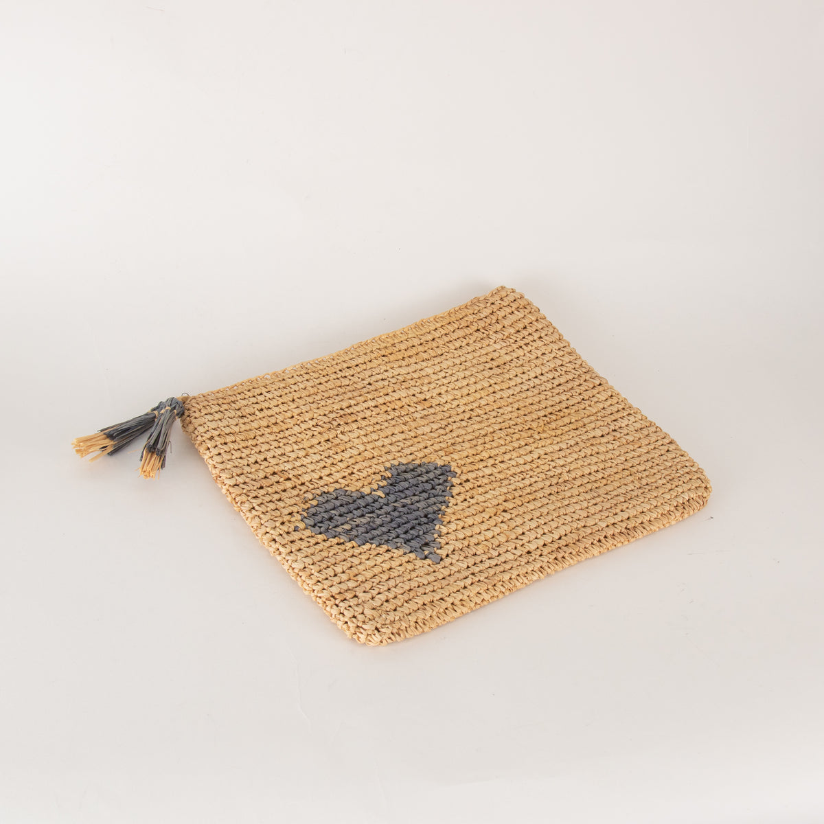 Aerin Large Blue Heart Raffia Zip Pouch