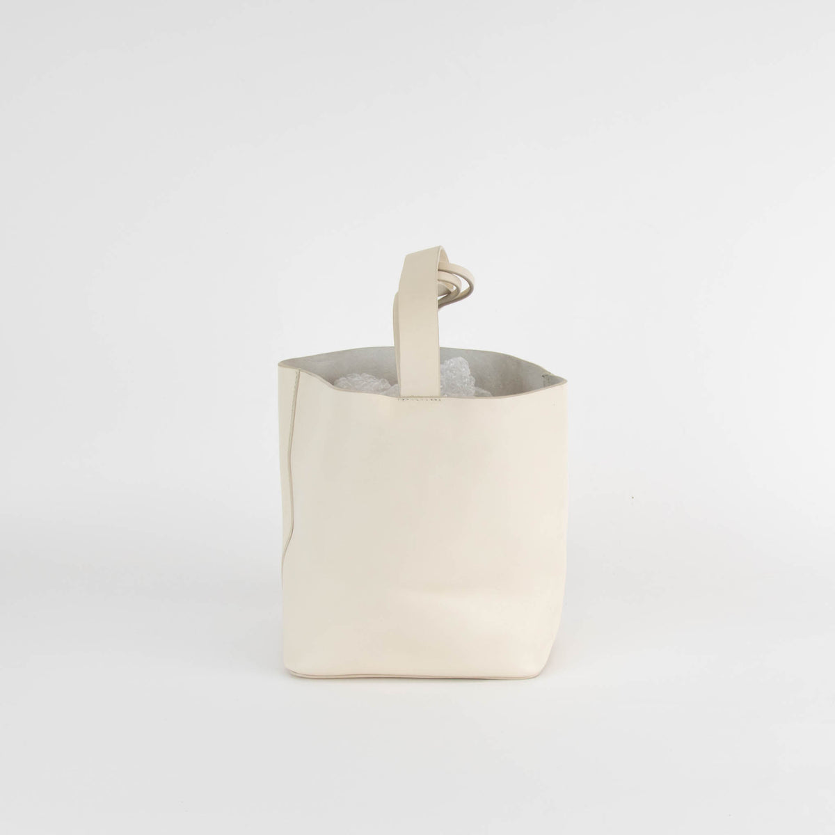 NEOUS Small Bucket Bag In Cream Leather