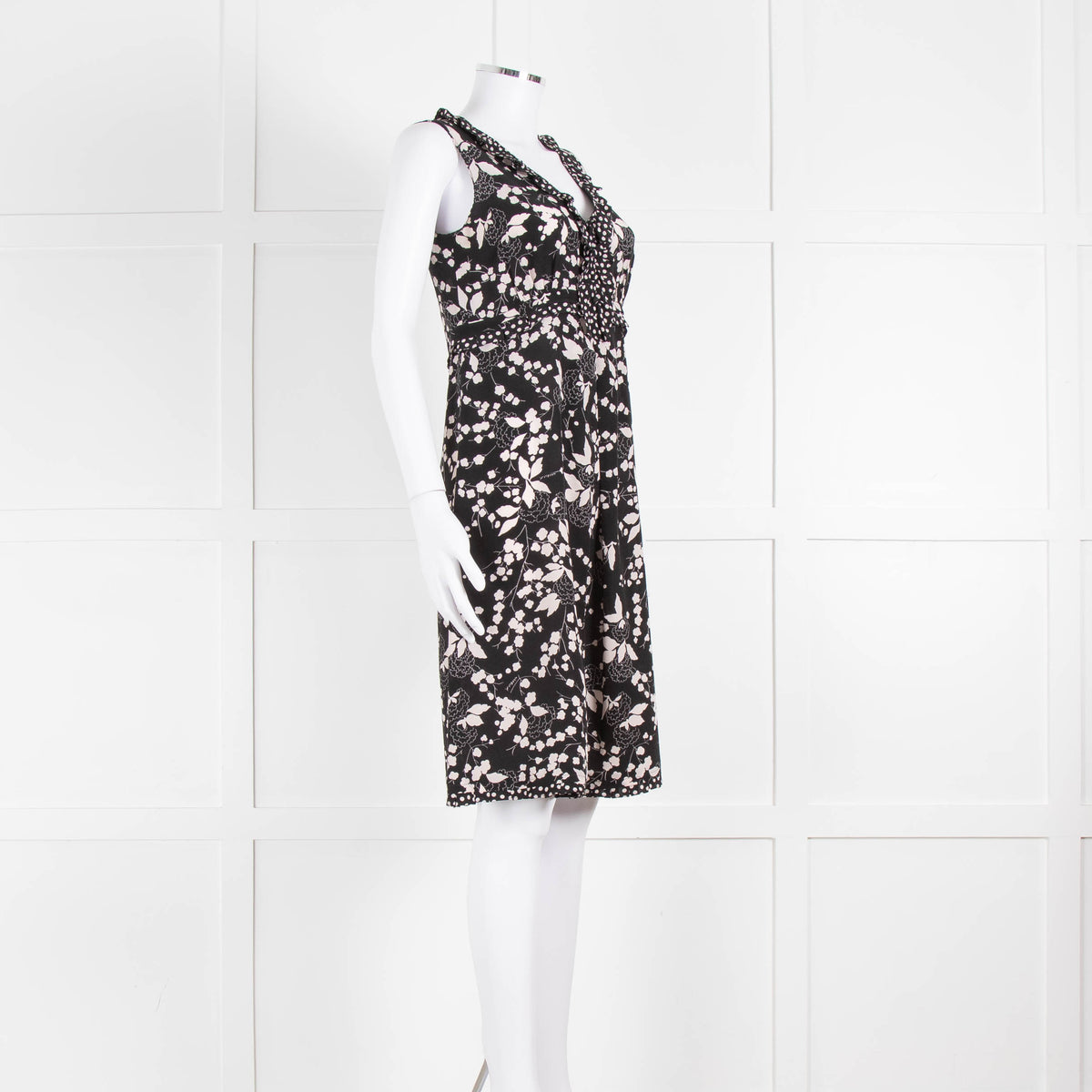 Weekend Max Mara Black Cream Floral Sleeveless Dress