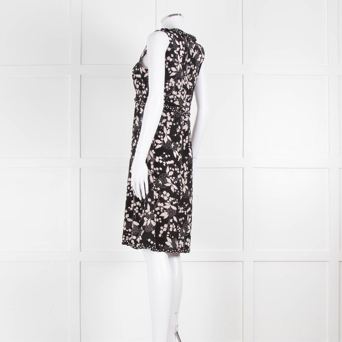 Weekend Max Mara Black Cream Floral Sleeveless Dress