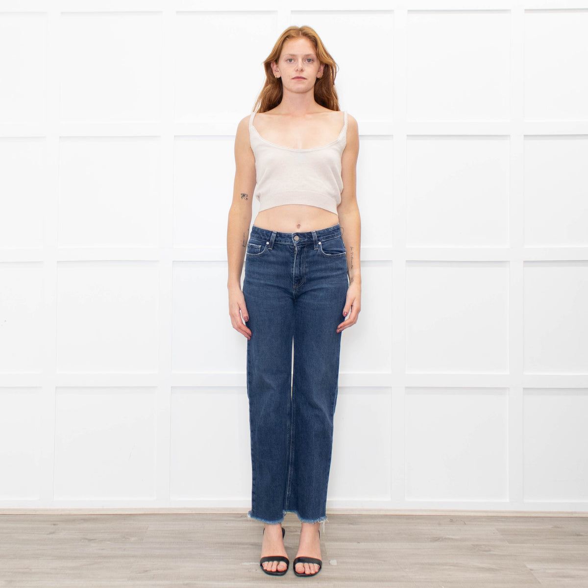 Allude Beige Cashmere Cropped Sleeveless Vest