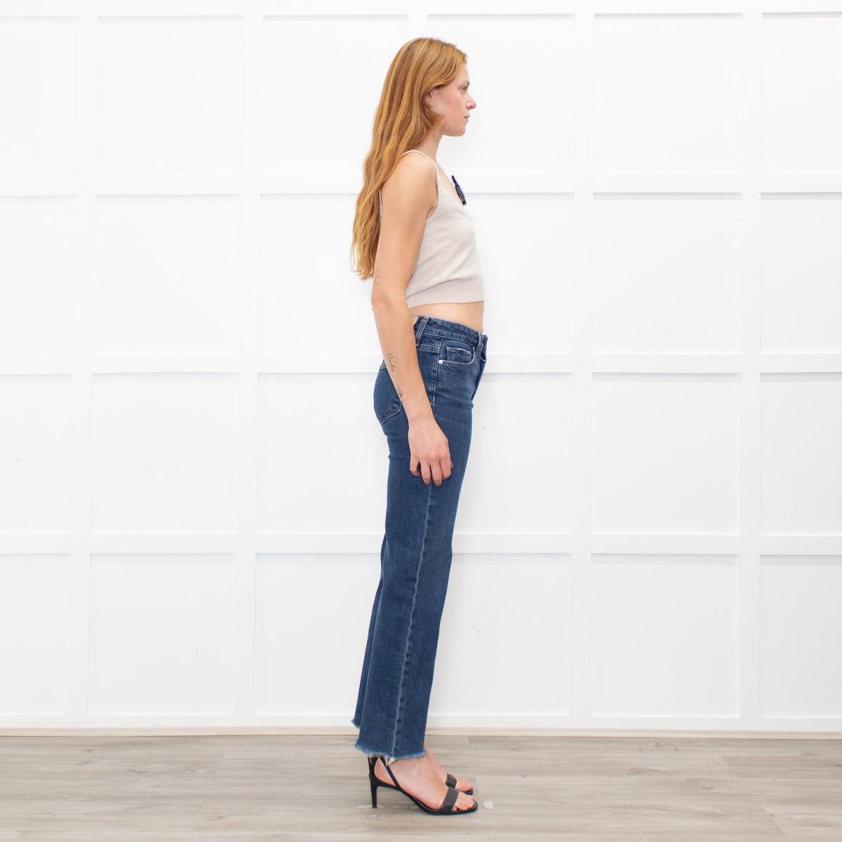 Allude Beige Cashmere Cropped Sleeveless Vest