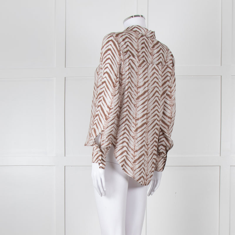 Bella Dahl Brown And White Chevron Print Blouse