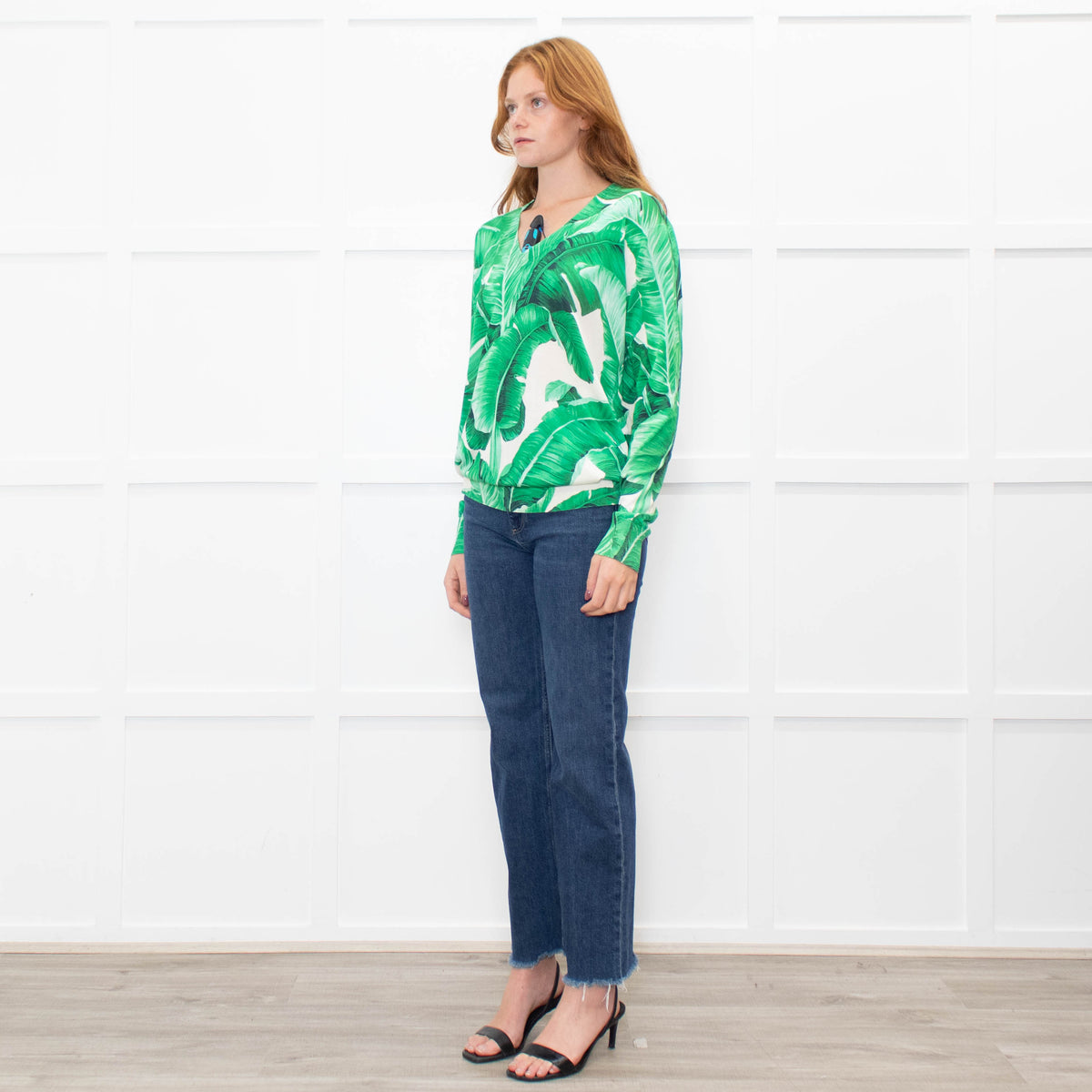 Dolce & Gabbana Cream Green Palm Leaf Print V-Neck Fine Knit Sweater