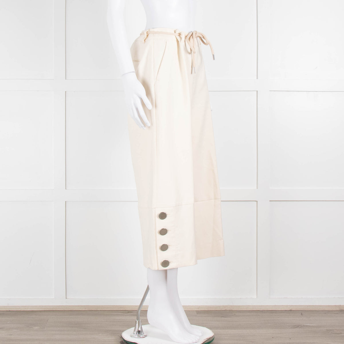 Weekend Max Mara Cream Wide Leg Silver Button Cropped Trousers