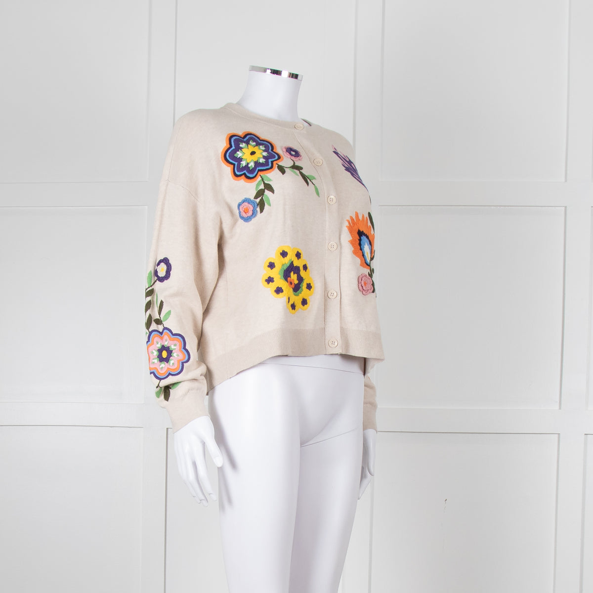 Alice & Olivia Cream Cardigan With Floral Embroidered Flowers