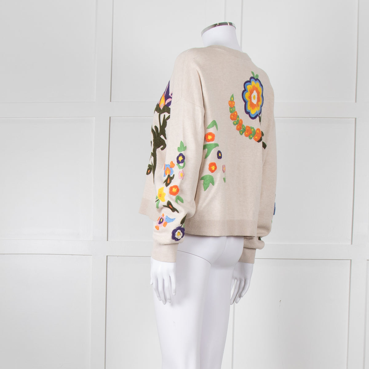 Alice & Olivia Cream Cardigan With Floral Embroidered Flowers
