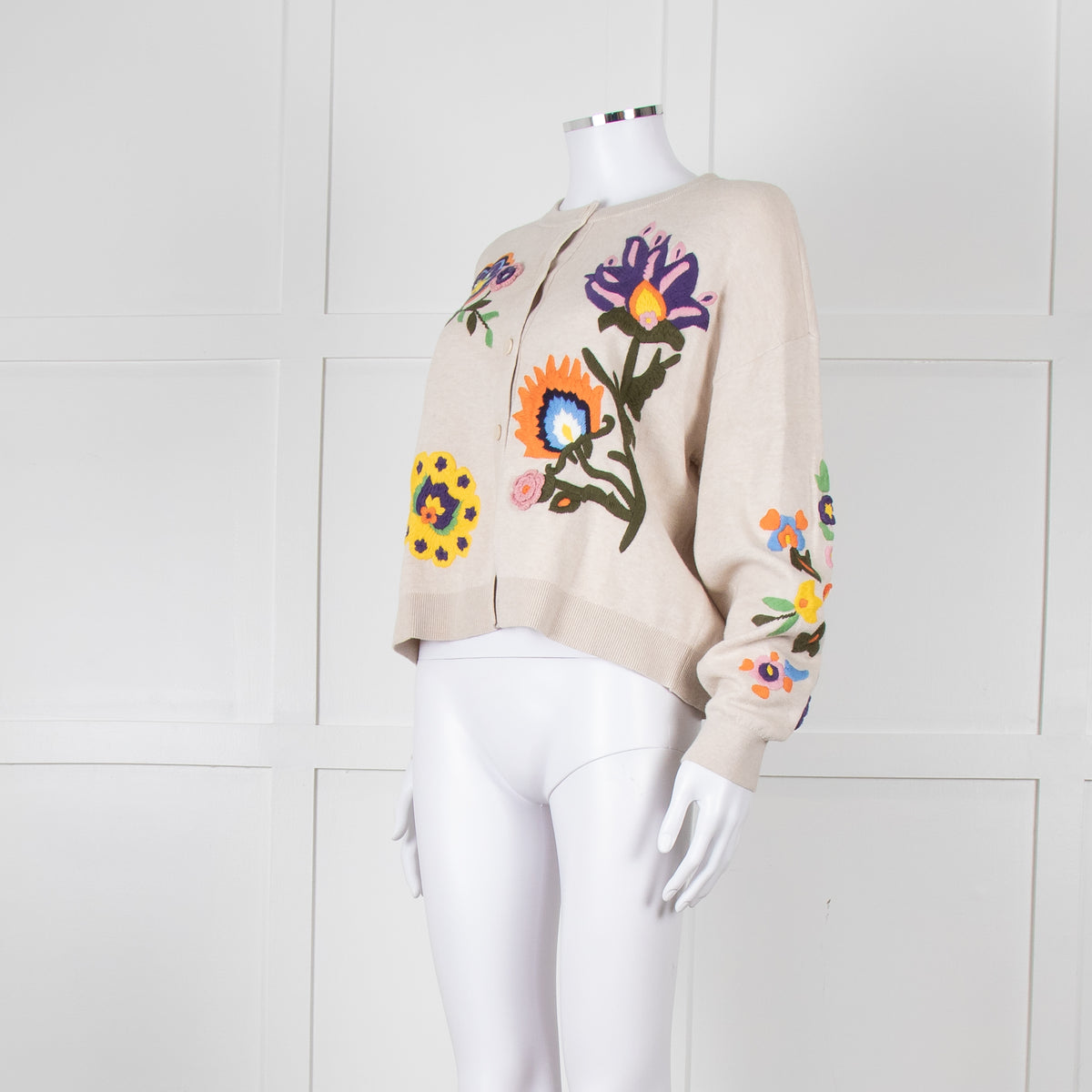 Alice & Olivia Cream Cardigan With Floral Embroidered Flowers