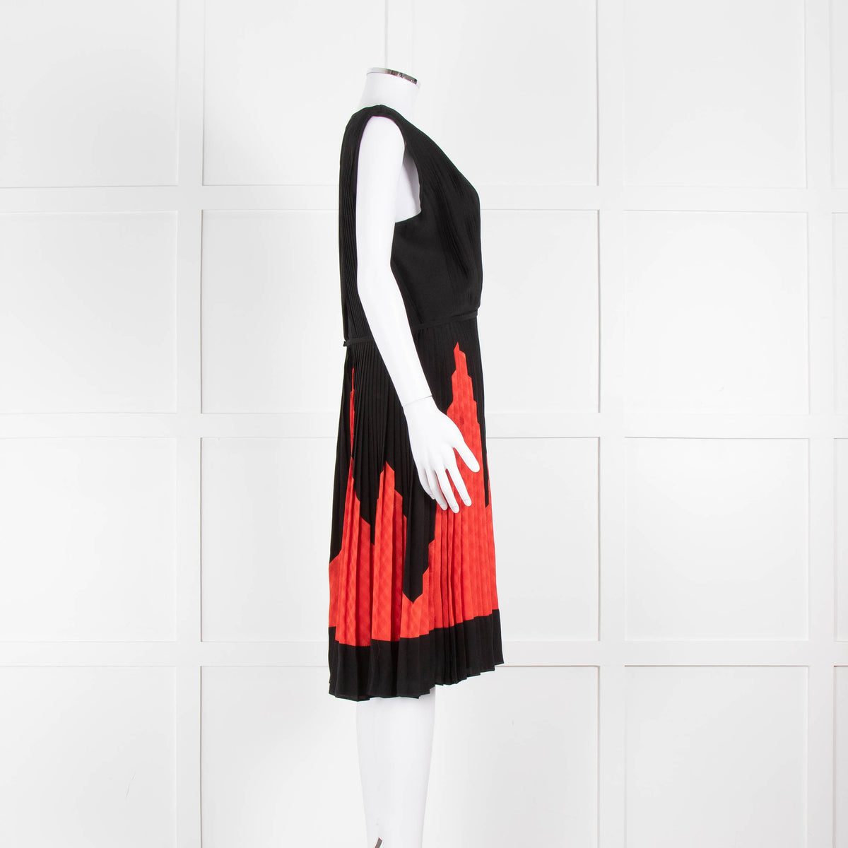 Martin Grant Black & Red Silk Micro Pleated Sleeveless Dress