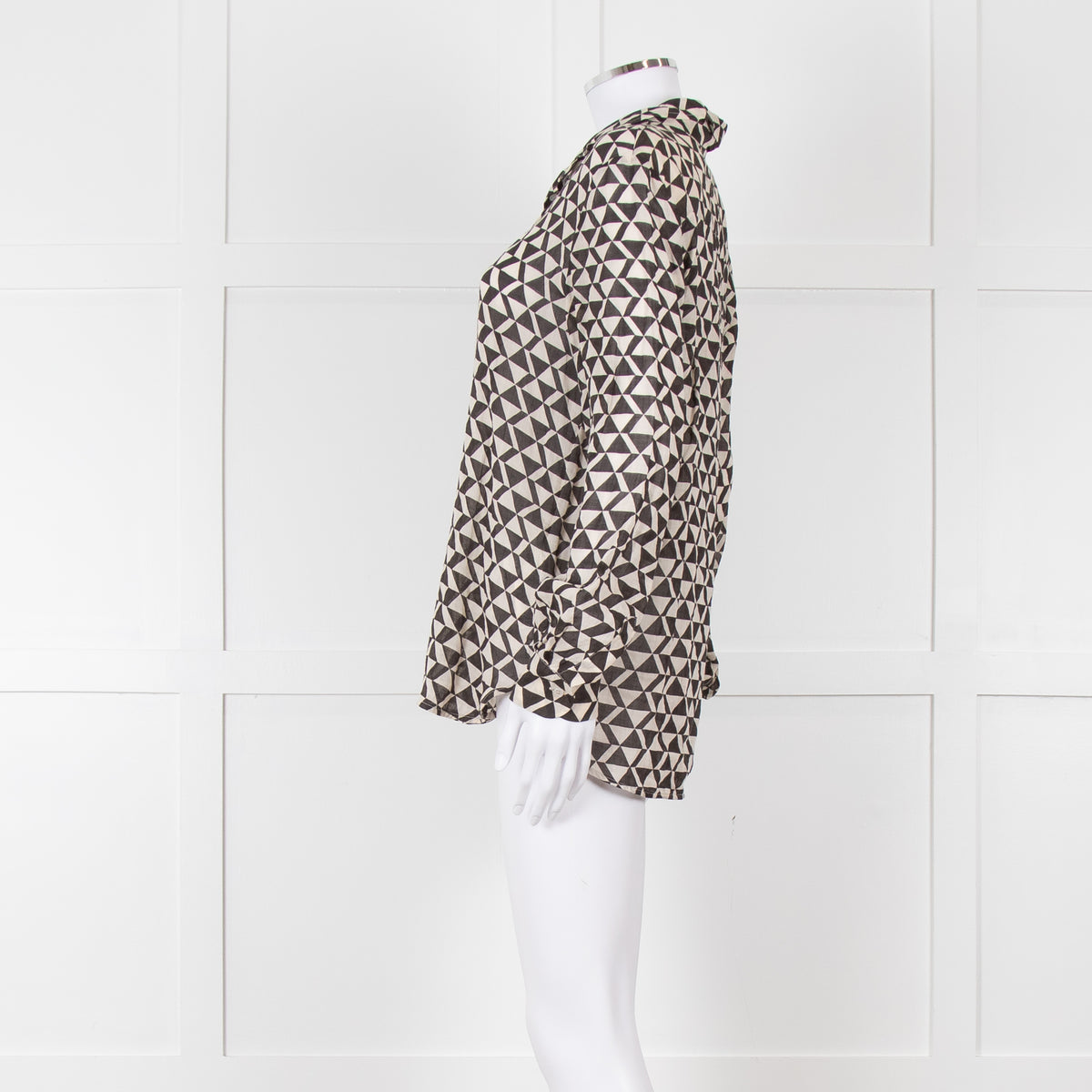 Weekend Max Mara Black And Cream Triangle Pattern Shirt