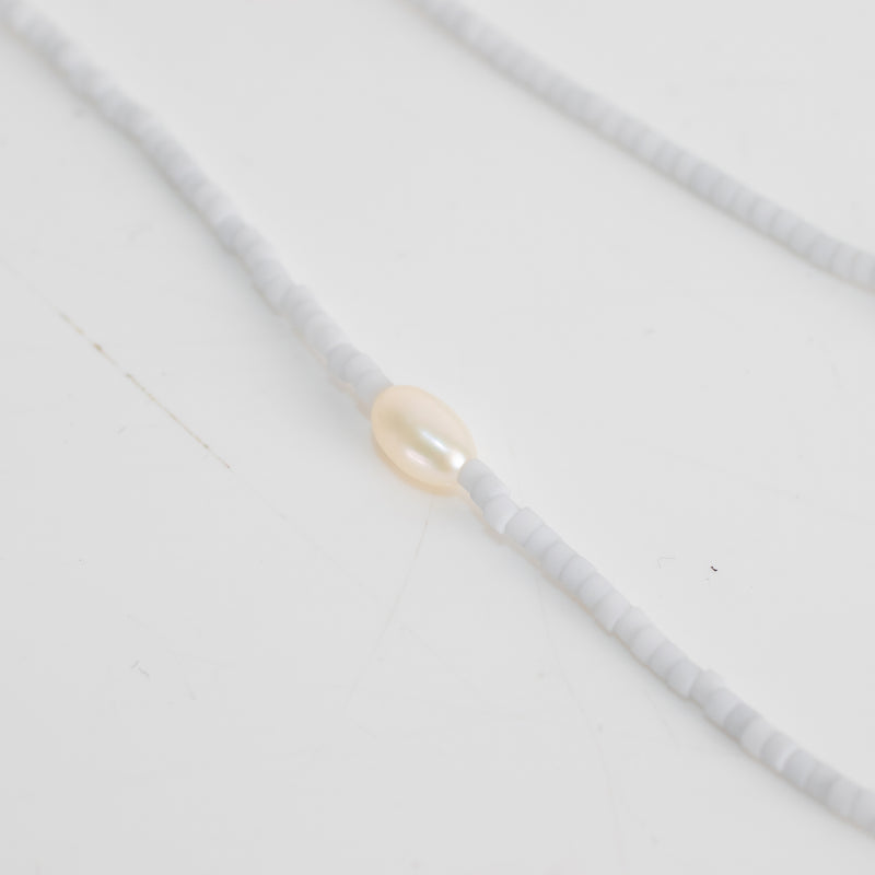 Kirstin Ash Vista Pearl Necklace