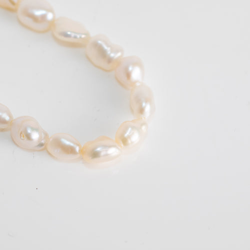 Kirstin Ash Lustre Pearl Choker