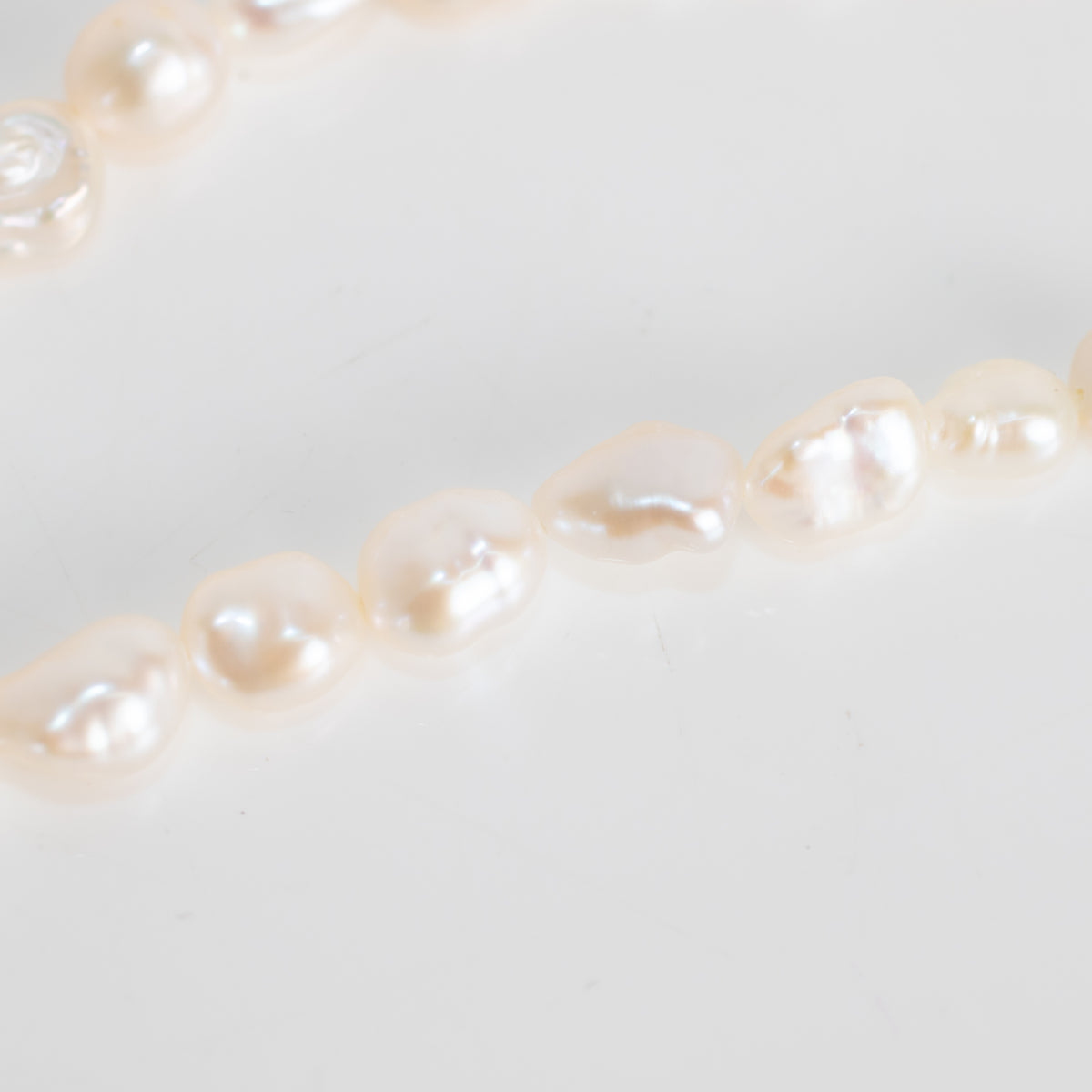 Kirstin Ash Lustre Pearl Choker