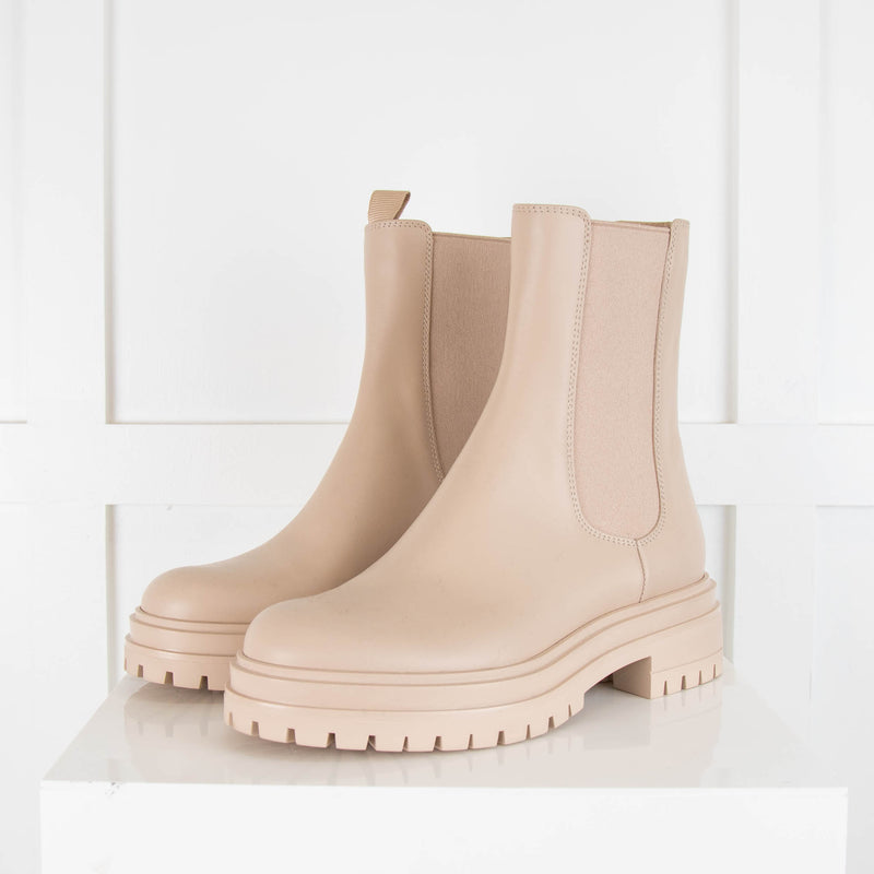 Gianvito Rossi Cream Leather Flat Ankle Boots