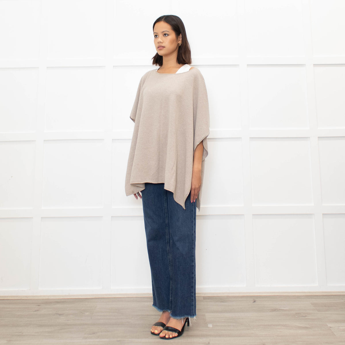 Fabiana Filippi Neutral Beige Silver Bead Trim Knitted Poncho