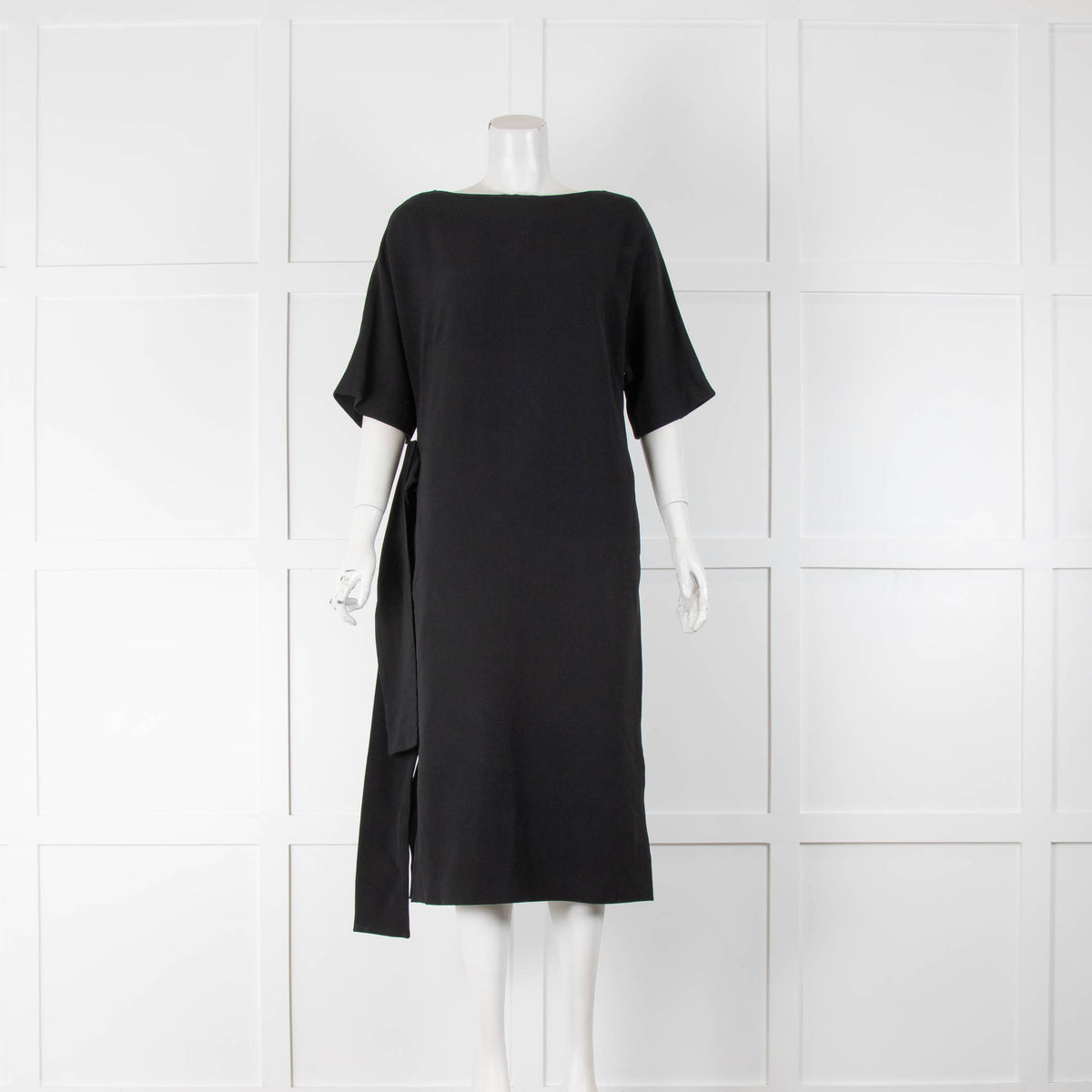 Osman Black Short Sleeve Dress with Attached Belt