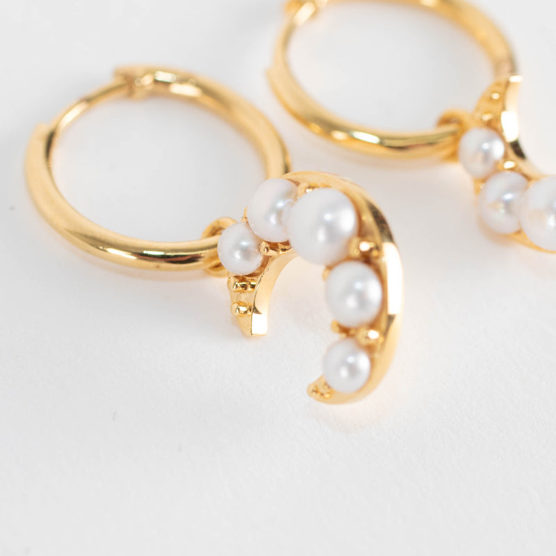 Otiumberg Gold Hoop Moon Shape Dangle Earrings