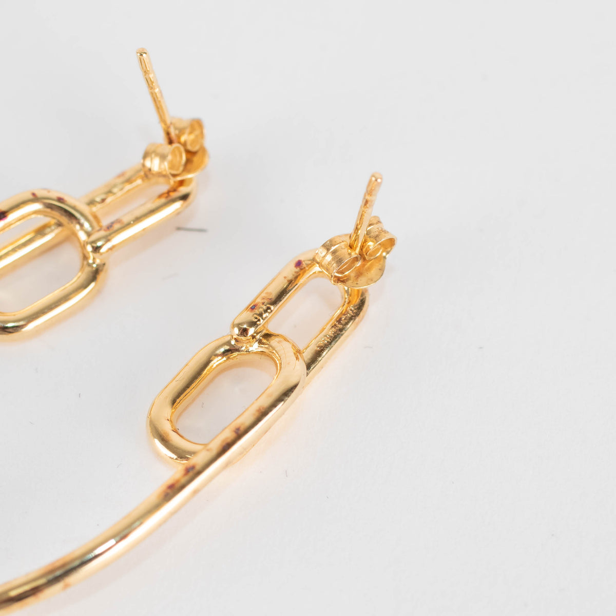 Otiumberg Gold Twisted Drop Earrings