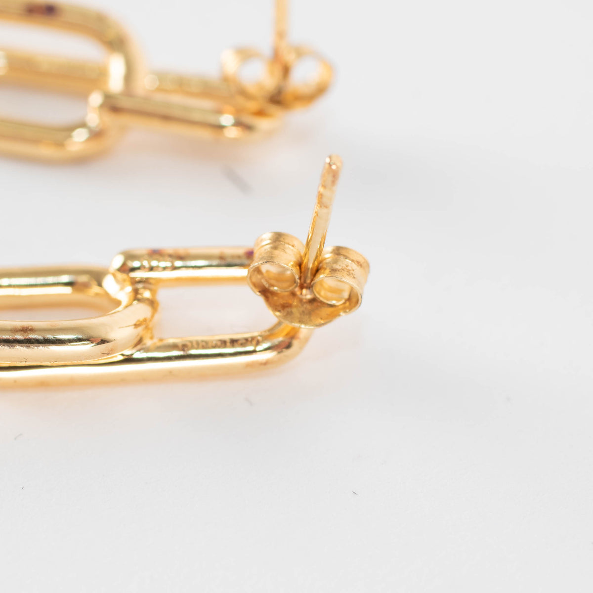Otiumberg Gold Twisted Drop Earrings
