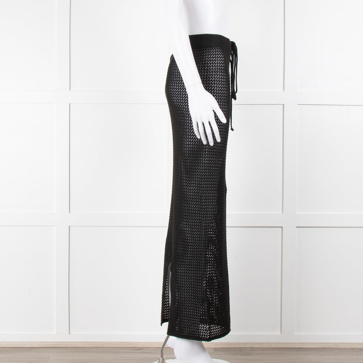 Bananhot Black Crochet Knit Skirt